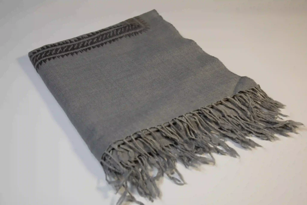 Hand embroidered Pashmina shawl made by skilled artisans
